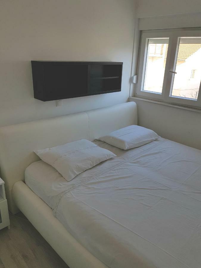 Apartment 'Getaway' Šibenik Buitenkant foto