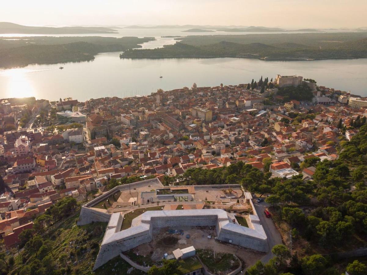 Apartment 'Getaway' Šibenik Buitenkant foto